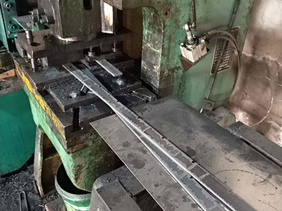 鍍鋅鋼格板車(chē)間