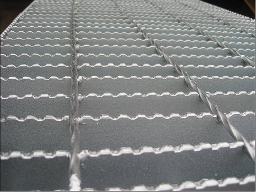 應該如何判斷齒形鋼格板的質量？